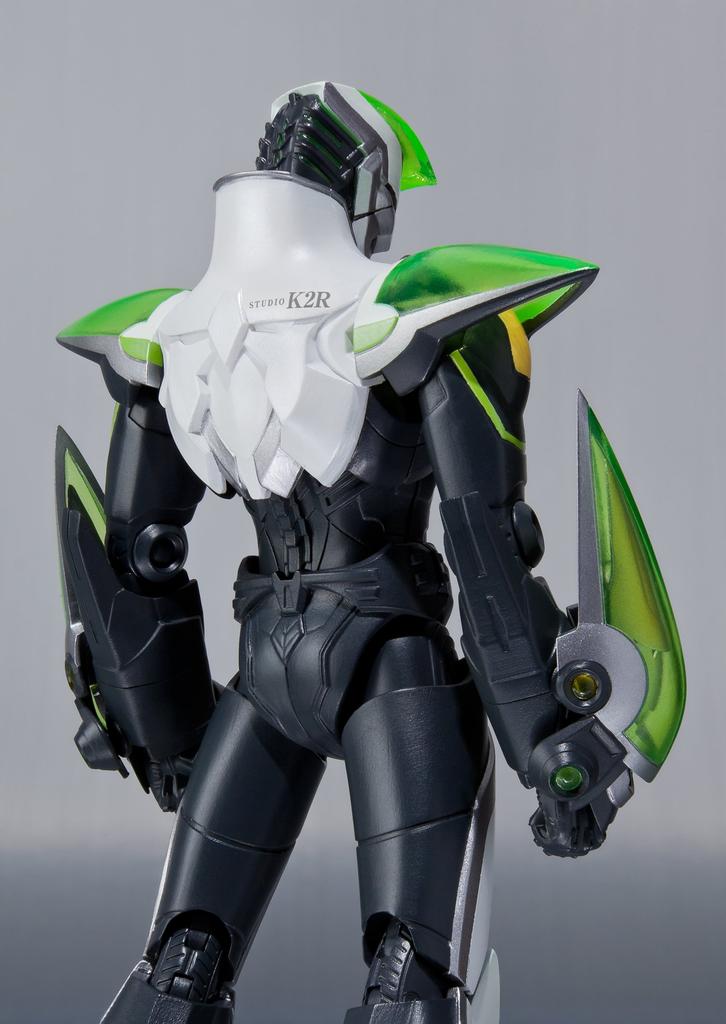 TIGER & BUNNY ~Masakazu Katsura Original Artwork & Rough Sketch Collection~ (First Press Bonus Edition)