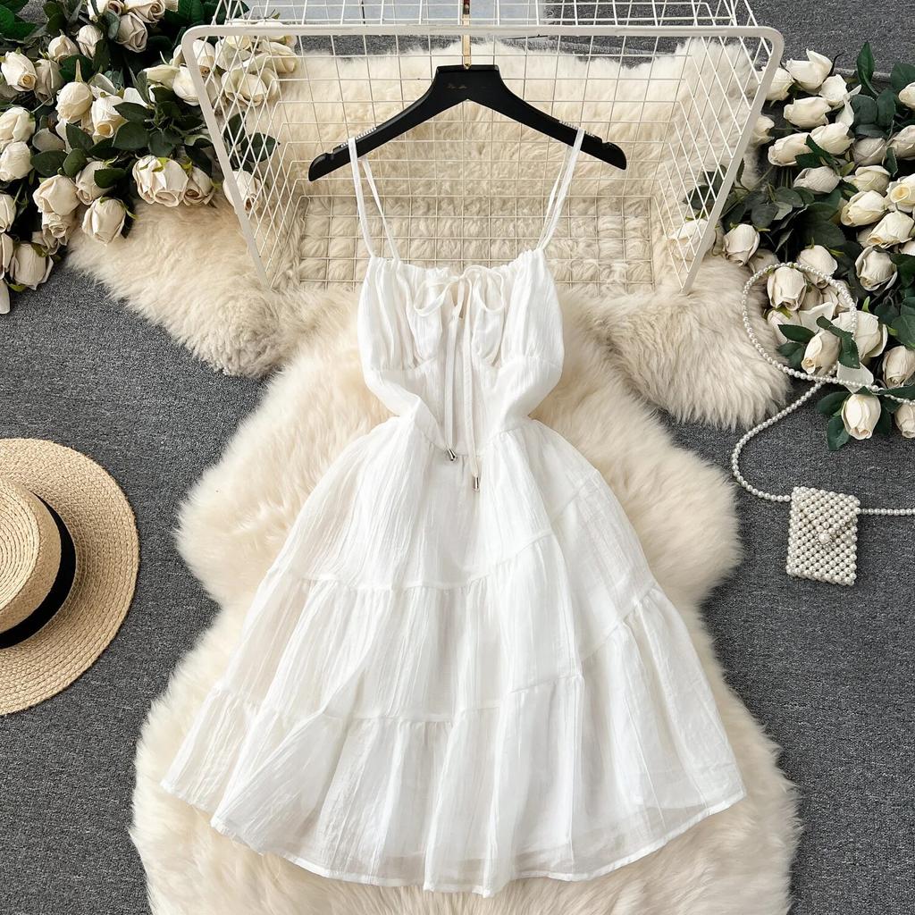 Маленькая одежда с милым бантом и квадратным воротником, облегающие короткие юбки с оборками, сексуальное платье на бретельках с открытой спиной