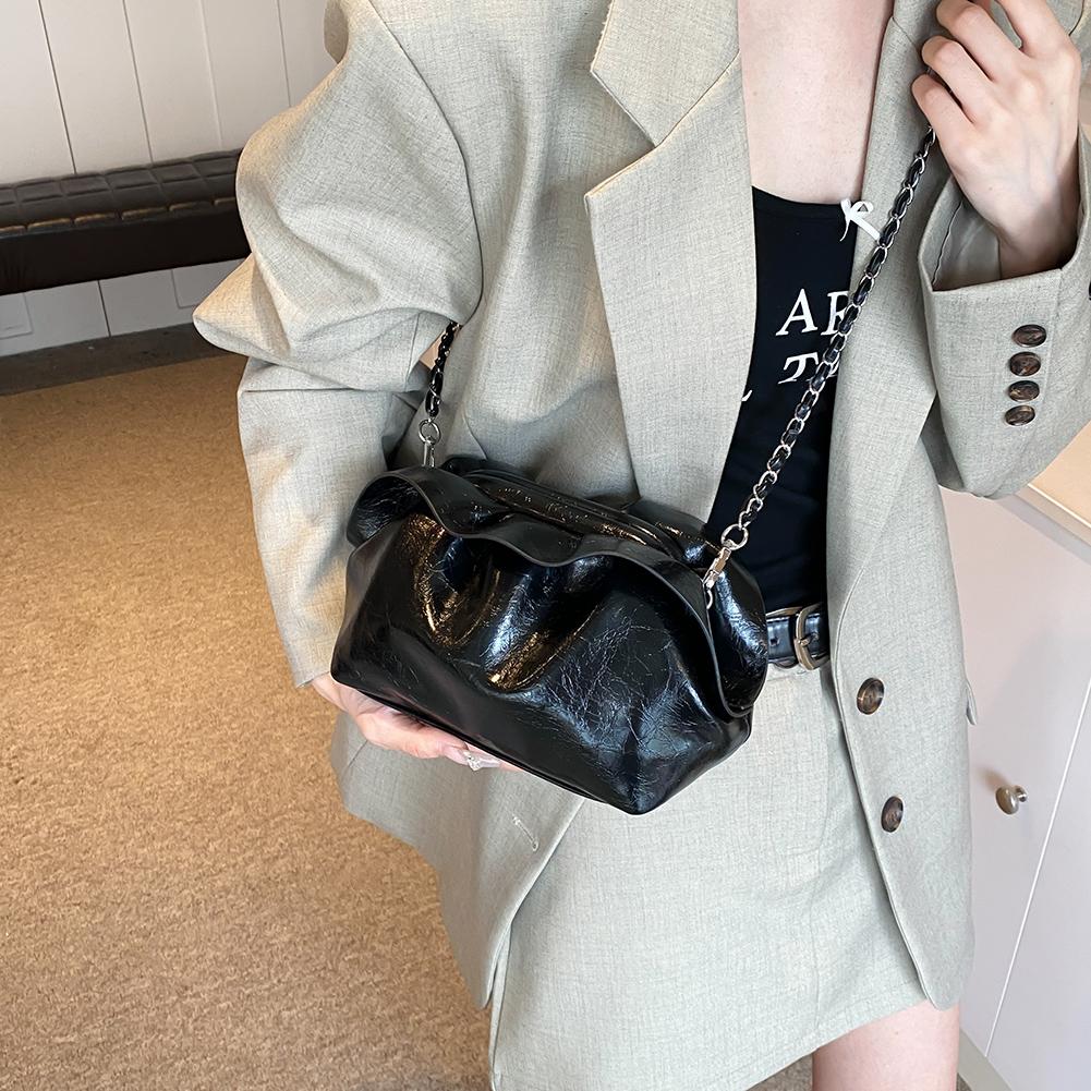 Женская сумка через плечо, плиссированная сумка из искусственной кожи, сумка-хобо с зажимом для путешествий и поездок на работу