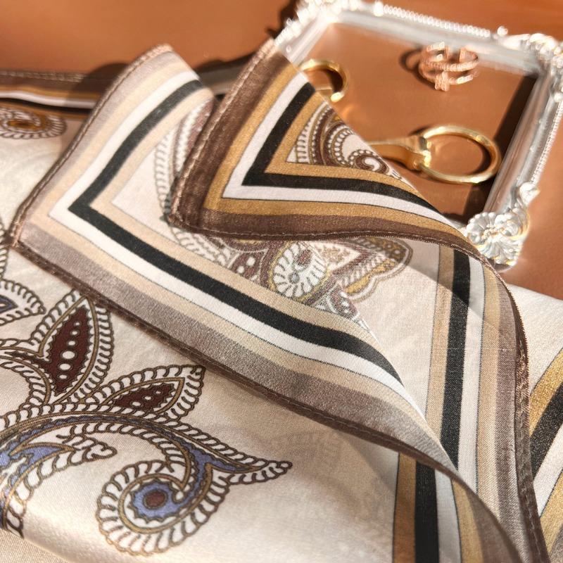 Spring New Cashew Nut Flower Plain Crepe Satin Printed Silk Scarf Women's Premium Versatile Mulberry Silk Small Square Scarf