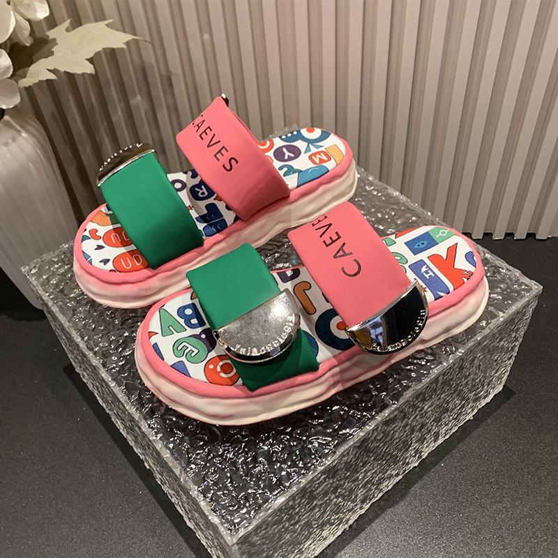 2024 Новые женские туфли с квадратной головкой и крестообразным носком на плоской подошве Летние сандалии Простые шлепанцы Женские тапочки