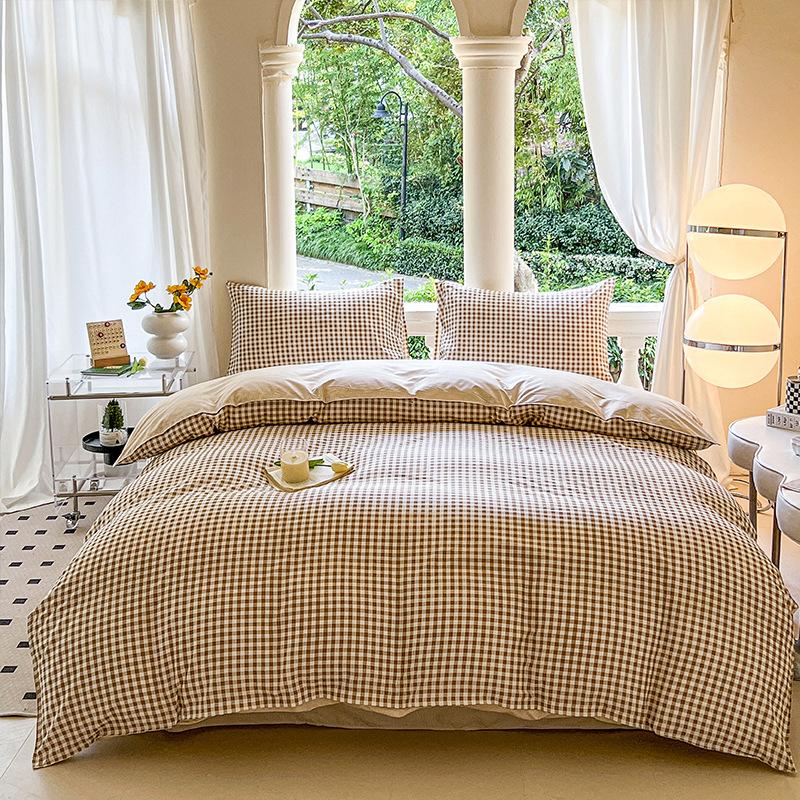 Четырехпредметное мультяшное цельное постельное белье для общежития, простыня, пододеяльник, комплект из трех предметов, весна