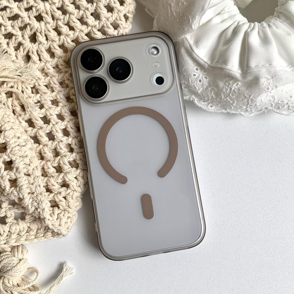 Ультратонкий матовый чехол с магнитом для iPhone 17/16/15/14 - Точная посадка, Полное покрытие