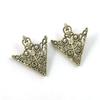 1 Pair Men Women Shirt Collar Clip Retro Hollow Pattern Palace Style Collar Buckle Brooch Neck Clip Outfit Accessories