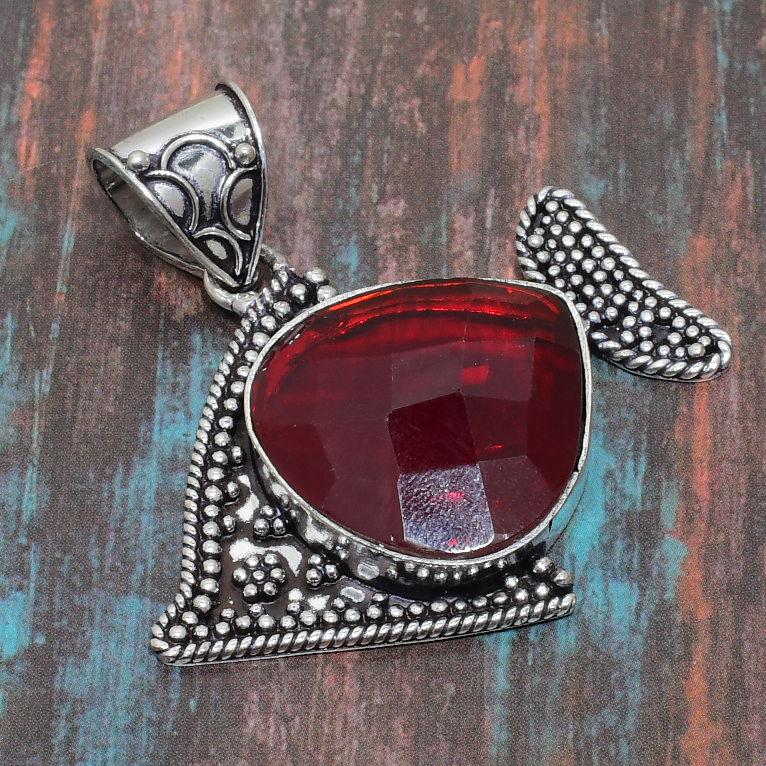 Изысканная рыба Мозамбик Гранат Драгоценный камень стерлингового серебра 925 пробы Ювелирный кулон ручной работы
