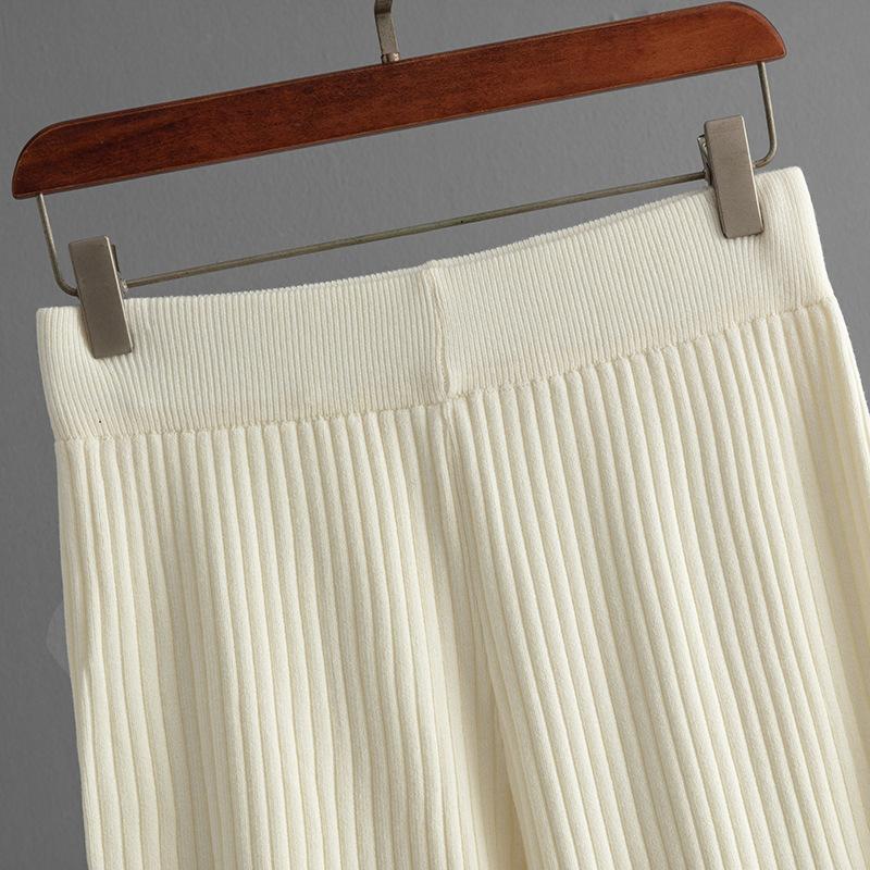 GMXIA Laid-back Style Round-neck Split Sweater Set for Women, Two Loose and Soft Knitted Sweaters for Autumn and Winter