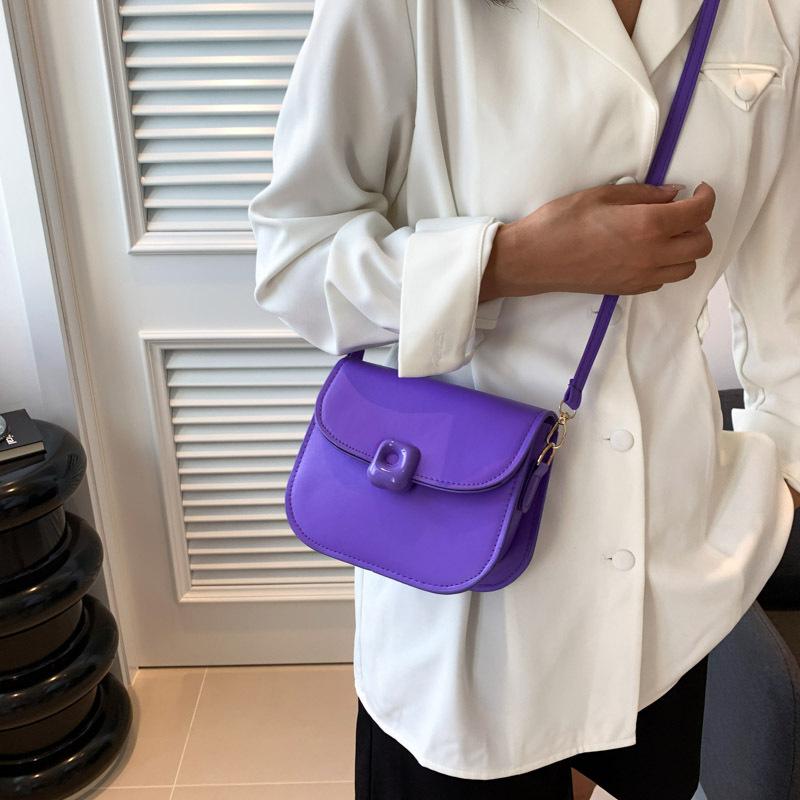 Корейская версия модной маленькой сумки 2024 года, новая женская сумка Mori, маленькая свежая сумка через плечо, простая ретро-сумка-мессенджер