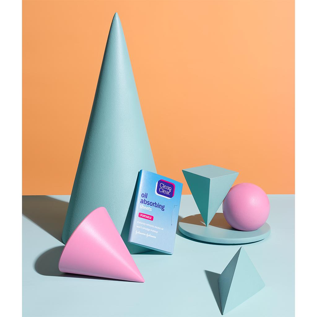 Johnson & Johnson Clean & Clear жиросжигающая пленка, без масла, не закупоривает поры, мгновенно удаляет излишки масла, 60 листов