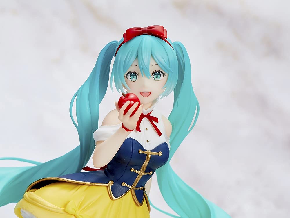 TAITO Hatsune Miku Wonderland Figure Snow White