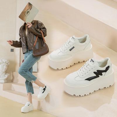 Женская обувь – Кроссовки