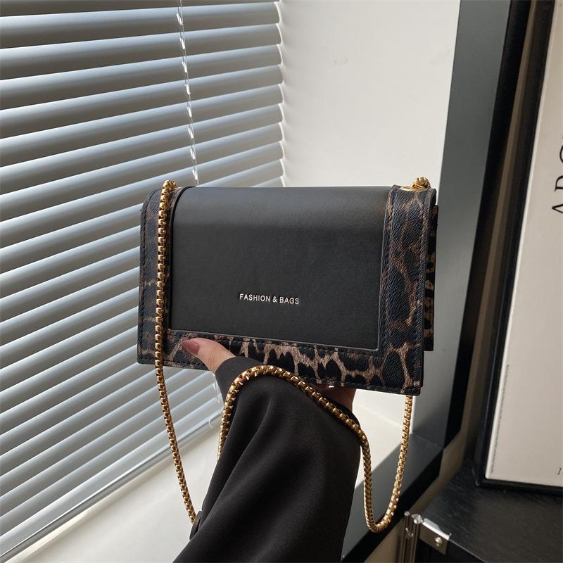 Модная маленькая квадратная сумка, осенняя простая модная сумка, сумка-мессенджер с леопардовым принтом, сумка через плечо с цепочкой
