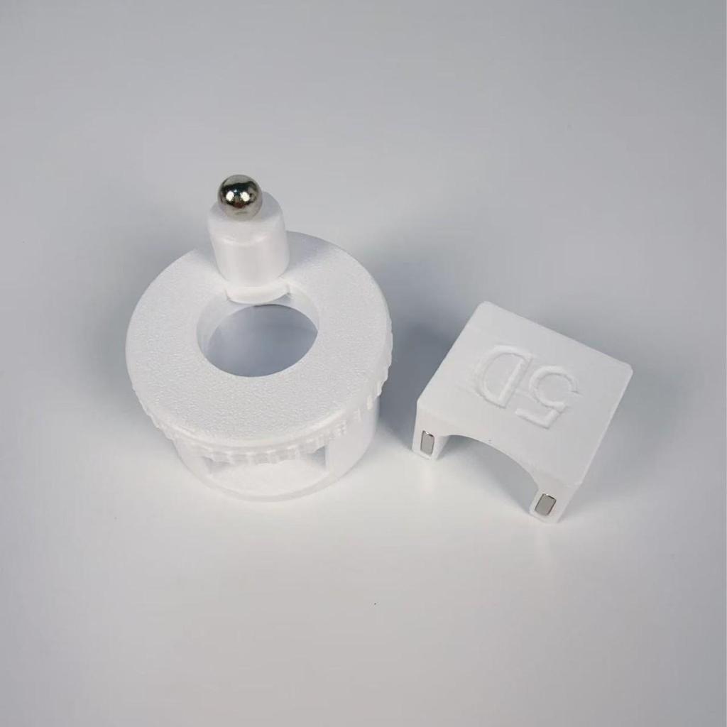 2026 Nail Art Cat Eye Tool: Auto Suction Glass Beads with Strong Magnet for Beginners