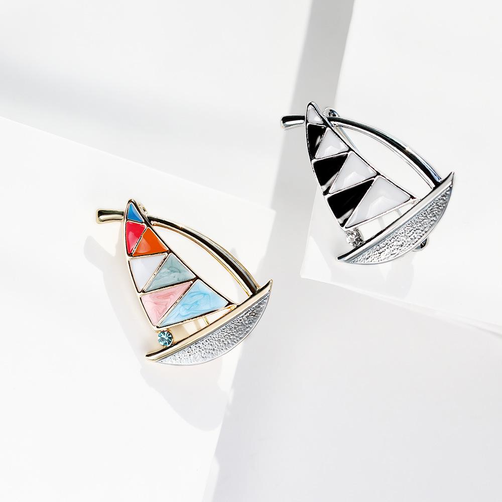 Versatile Sailboat Brooch: Anti-Exposure Drip Oil Badge Pin for Women’s Summer Collar