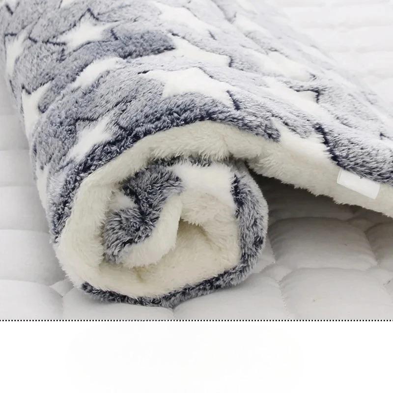 Plush Pet Sleeping Mat Dog Bed Puppy Bed for Small and Large Dogs Cat Litter Cushion Pet Supplies