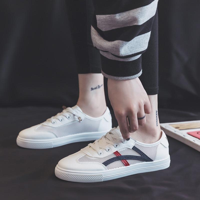 Летние новые дышащие маленькие белые туфли женские трендовые студенческие сетчатые универсальные повседневные кеды на плоской подошве