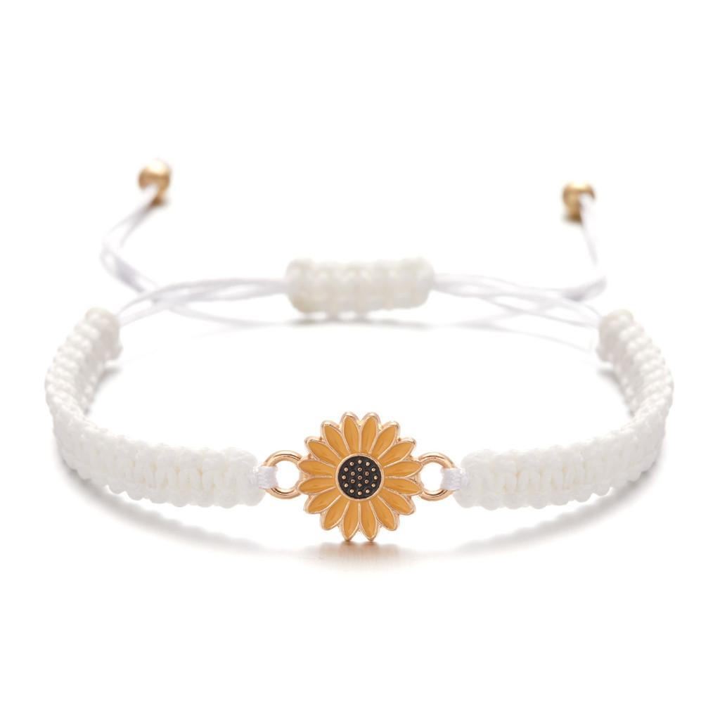 Bohemian Daisy Handwoven Wristband For Summer Travel And Giftgiving