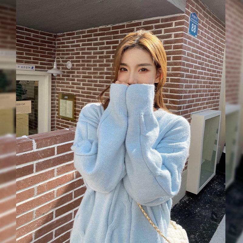 Женский мягкий голубой свитер фуфу: Свободный пуловер из воскового трикотажа для осени и зимы