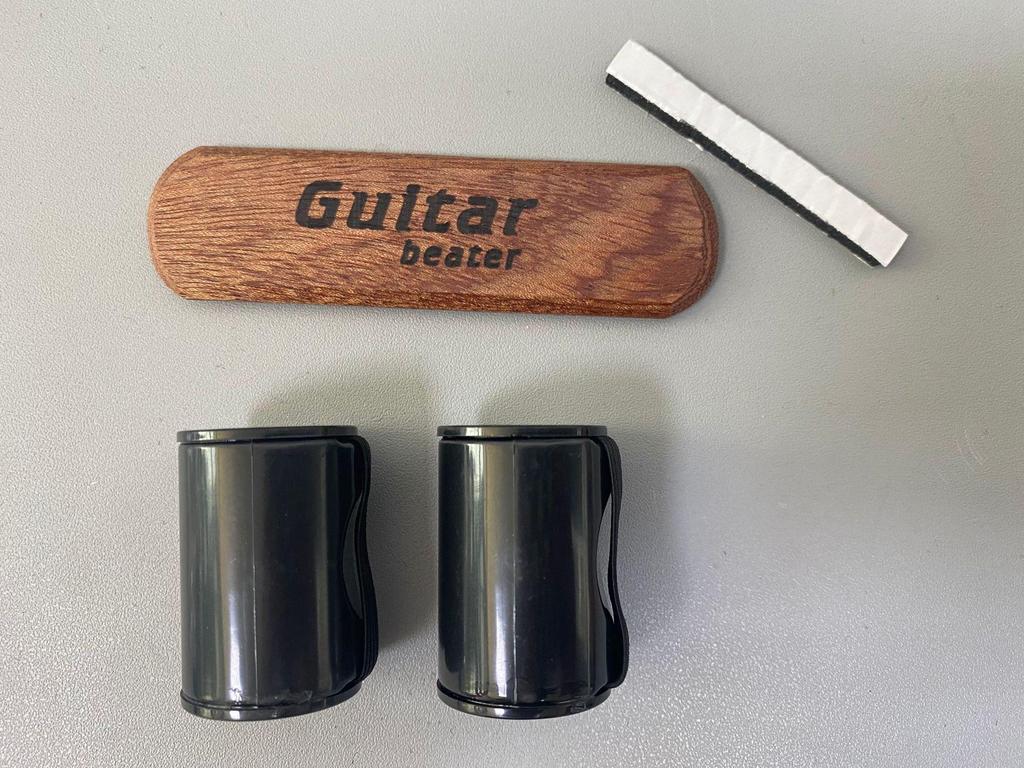 Перкуссионные аксессуары: Гитара фингерстайл, Укулеле, Кастаньеты, Барабан, Африканский барабан, Хлопушка, Погремушка-кейс.