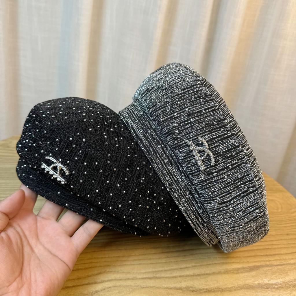 Блестящий и Яркий Нишевый Берет для Женщин Корейская Версия Универсальный Модный Повседневный Высококлассный Темпераментный Берет Художника с Пайетками