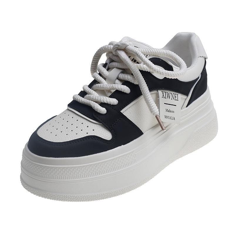 Женские туфли на толстой подошве, увеличивающие рост, из натуральной кожи, 2024, новые повседневные универсальные туфли-маффины, супер-огненные белые туфли