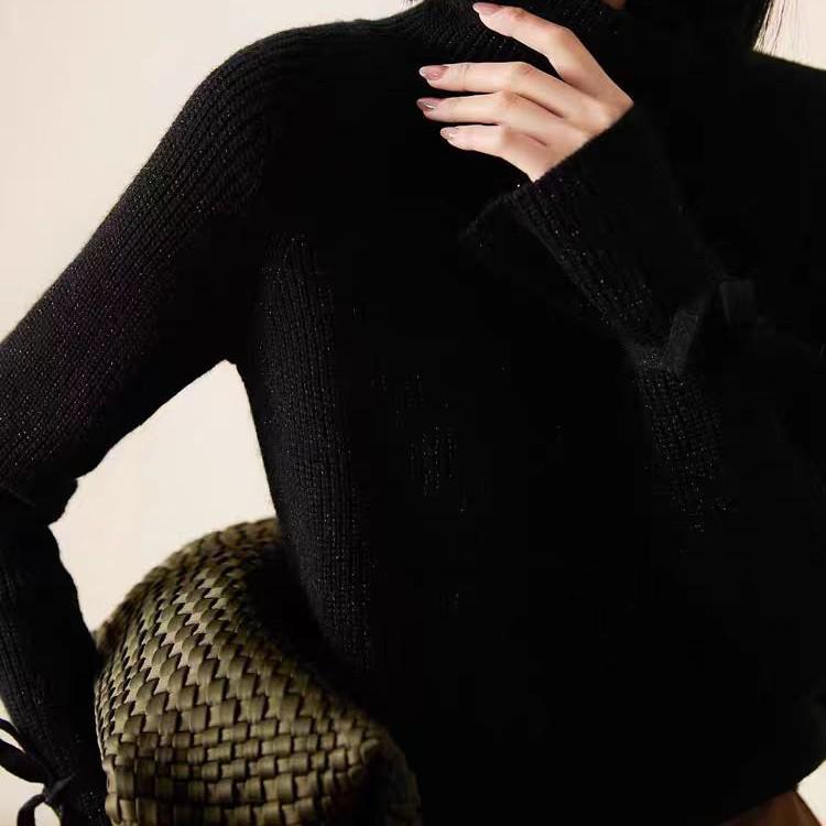 Women's Designer Purple High-Neck Sweater: Unique Knitwear for 2025 Autumn/Winter Collection