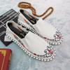 Chinese Traditional Embroidered Flats Shoes Women Classic Embroidery Womens Loafers Breathable Slip On Shoes Women Espadrilles