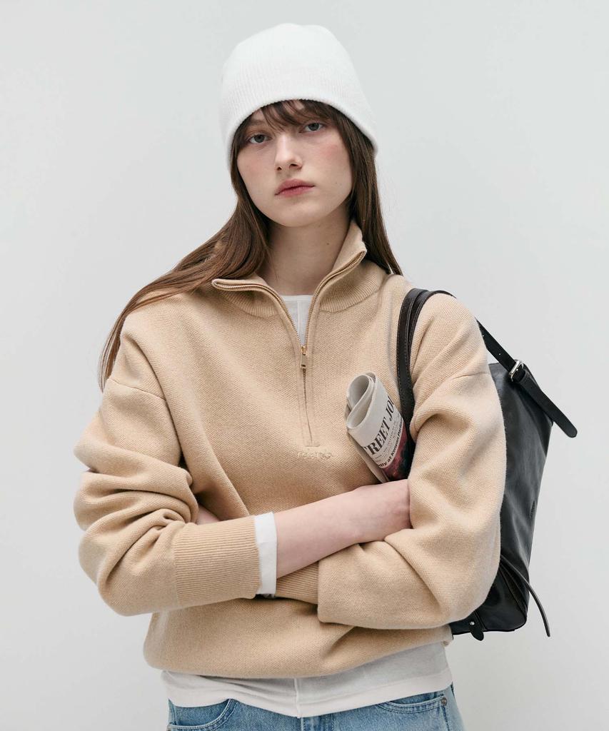 ROLAROLA High Neck Knit Half Zip-Up Beige