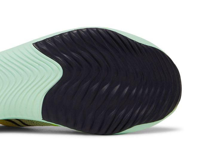 Nike ZoomX StreakFly Mint Foam Volt