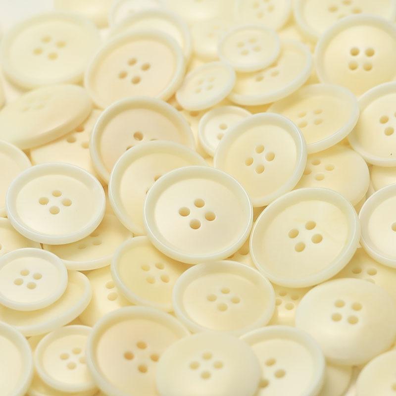 Clothing Buttons, Four-Eye Fruit, Clothing Buttons, Knitted Cardigan, Trench Coat, Coat, Decorative Buttons