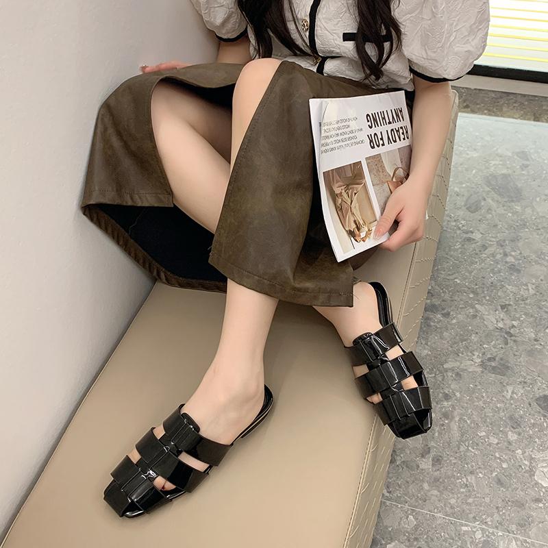 Fashion 2025 Mules for Woman Flat Heeled Casual Shoes Comfortable Outdoor Slippers Beach Shoes Sandals Soft Bottom mulles Mujer