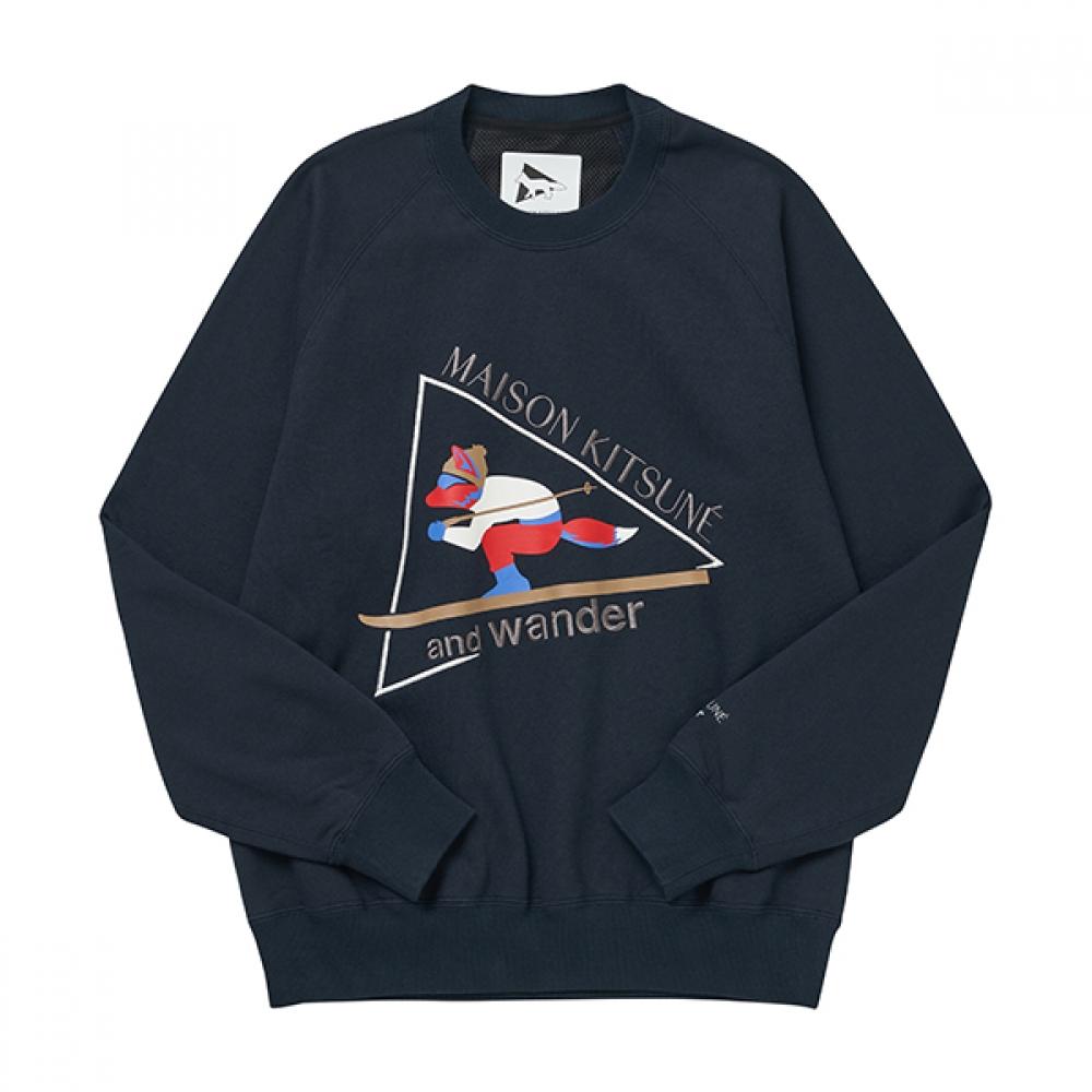 Maison Kitsune 5743284910 120 Maison Kitsune X Wonder Ski foX Logo Patch Public Sweatshirt