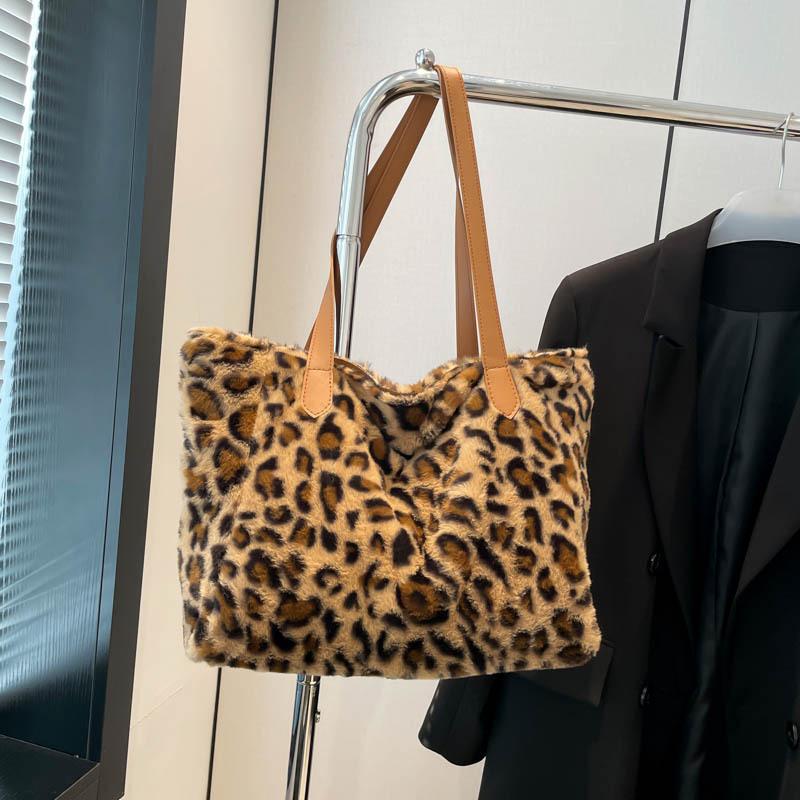 Вместительная пушистая сумка с леопардовым принтом Майяр, женская универсальная сумка-тоут для通勤, сумка через плечо