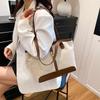 Women's Large Capacity Fashionable Crossbody & Tote Bag for Street Shopping and Commuting