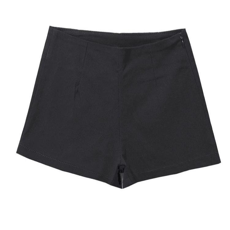 Маленькие черные шорты с высокой талией, облегающие бедра, для стройного высокого силуэта – женские летние шорты для верхней одежды