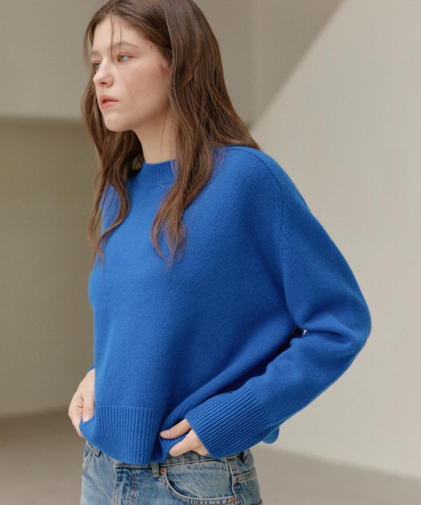 JE NE SAIS QUOI Loose Fit Crew Neck Cashmere Knit_ Royal Blue