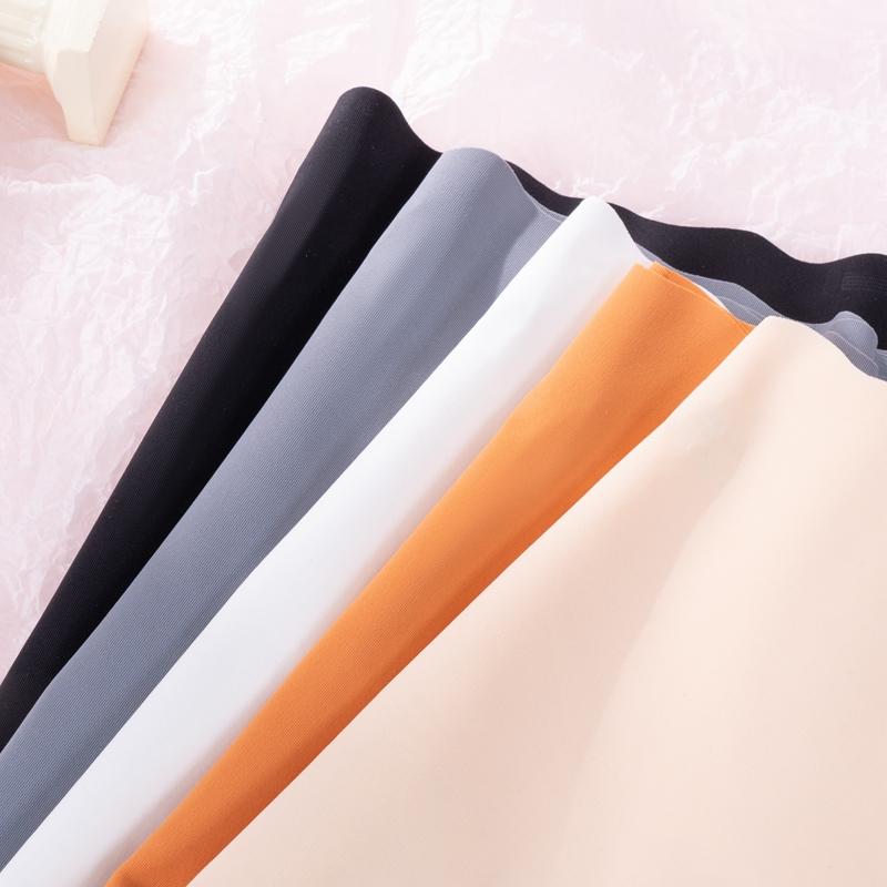 Бесшовное дышащее нижнее белье из ледяного шелка с средней посадкой, женские трусики, волнообразный эффект лифтинга бедер и контроля живота, сексуальные трусики-слипы