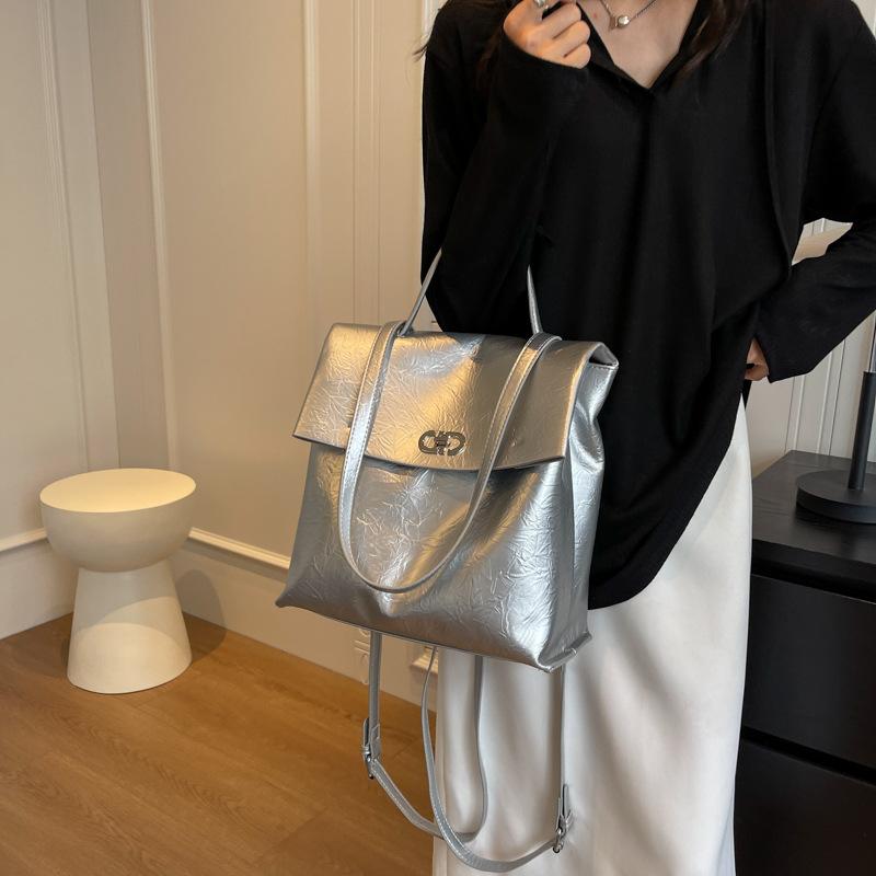 Повседневный женский рюкзак большой вместимости с мягкой поверхностью 2025 новый популярный универсальный рюкзак дорожная сумка школьный рюкзак