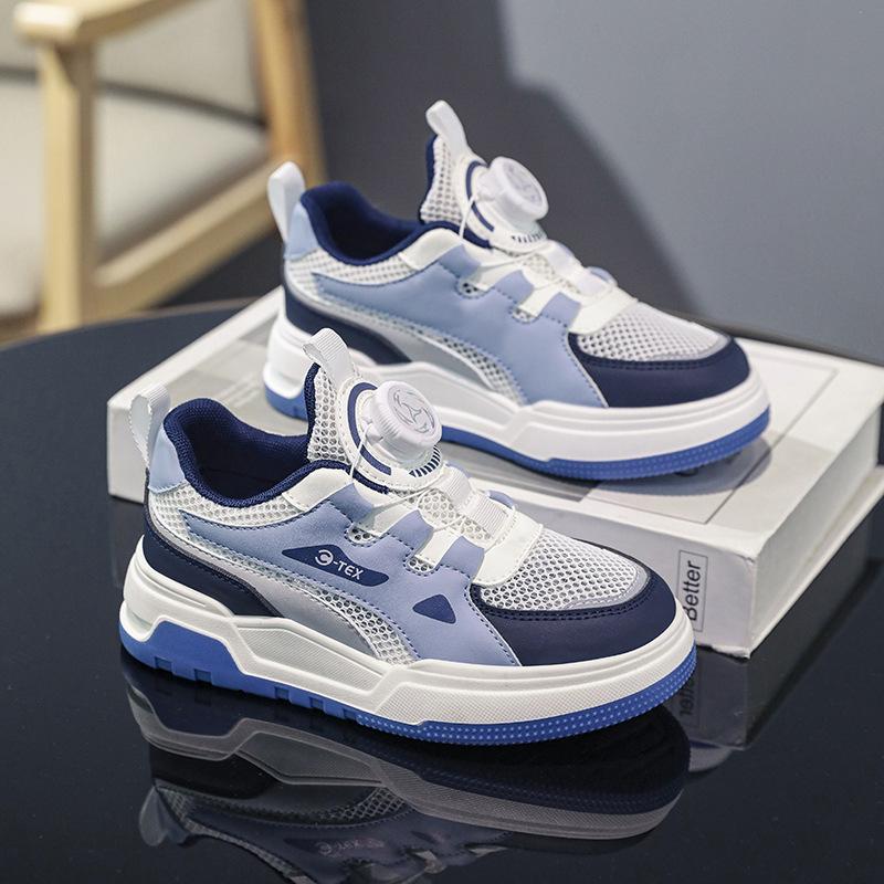 Лето 2024 года, новые мужские и женские туфли-одноклассники с вращающимися пуговицами, тонкие, дышащие и удобные детские туфли для скейтбординга