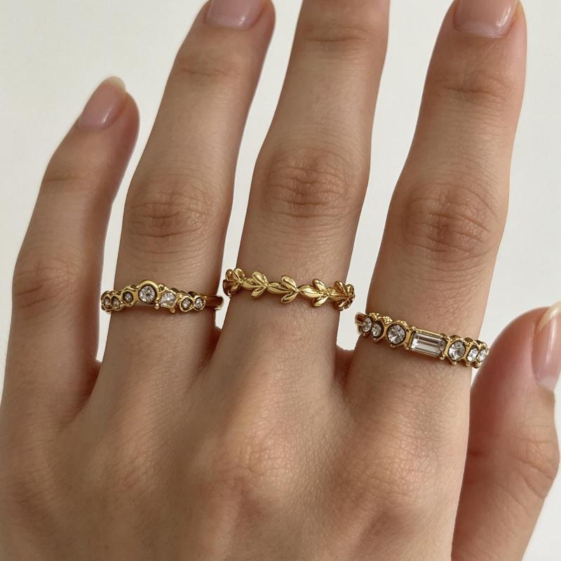 Women Twig Leaf Stackable Gold Rings Set Vintage Zircon Bands Dainty Jewelry for Birthday Holiday Anniversary