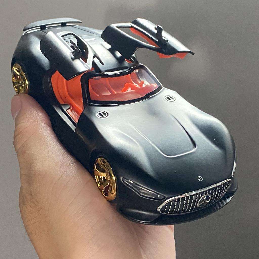 1:32 Benz AMG VISION GT Super Concept Sport Car Alloy Diecast Model Car High Simulation Children's Toy Car With Sound And Light