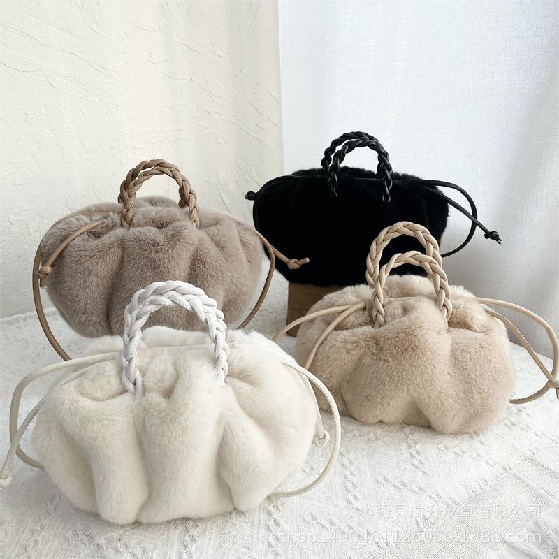 Women's Shopper Bag Plush Tote Shoulder Bags For Women 2021 Fluffy Female Handbag Fur Ladies Hand Shoppers Bag Black Sac A Main