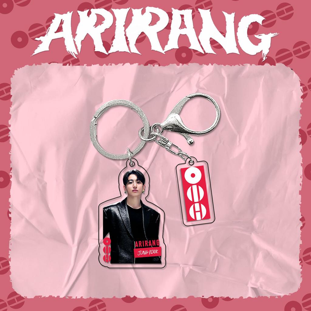 BTS Акриловый брелок Arirang World Tour, Шарм с изображением участника Bangtan Boys в костюме и группы с биркой-логотипом, Аксессуар для сумки фаната Kpop ARMY