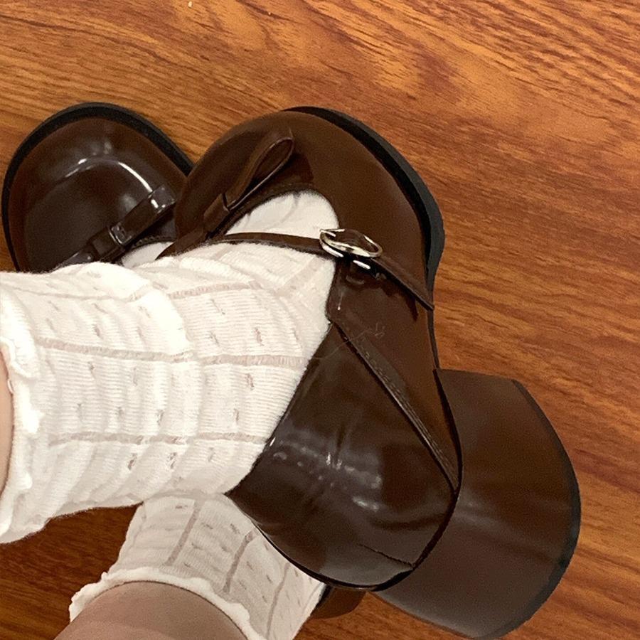 Ретро! Французские туфли Мэри Джейн из мягкой кожи 2024 новый круглый носок толстый каблук бант ремешок с пряжкой на одну пуговицу французские одинарные туфли