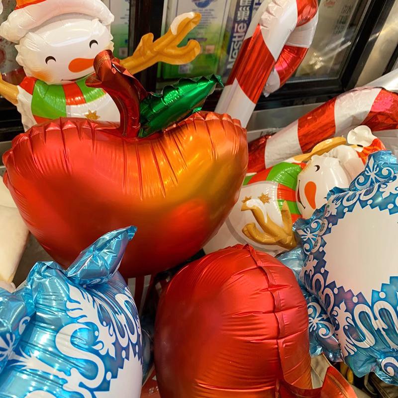 6Pcs New Christmas Inflatable Elk Santa Claus Gingerbread Man Snowman Style Handheld Balloon Stick Party Supplies Decoration