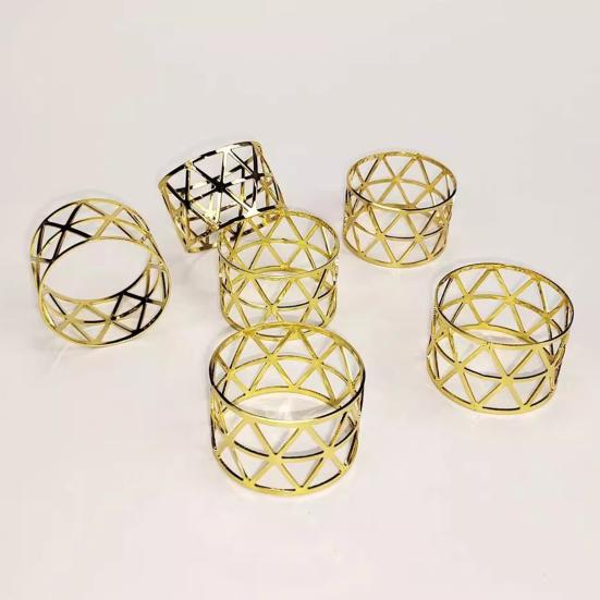 6/12Pcs Golden Napkin Rings Metal Hollow Triangle Circle Design Napkin Holders Buckles Family Dinner Wedding Party Table Decoration