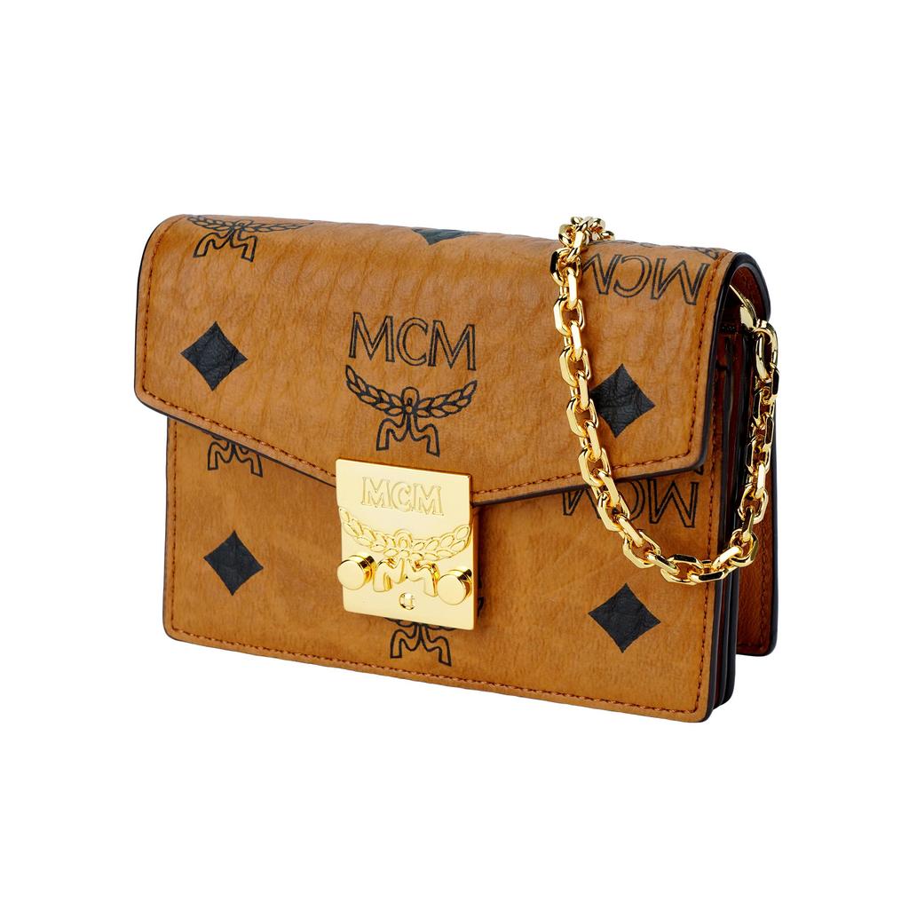 MCM Кожаная сумка-конверт Visetos цвета коньяка на цепочке через плечо с золотой фурнитурой для повседневного и вечернего использования