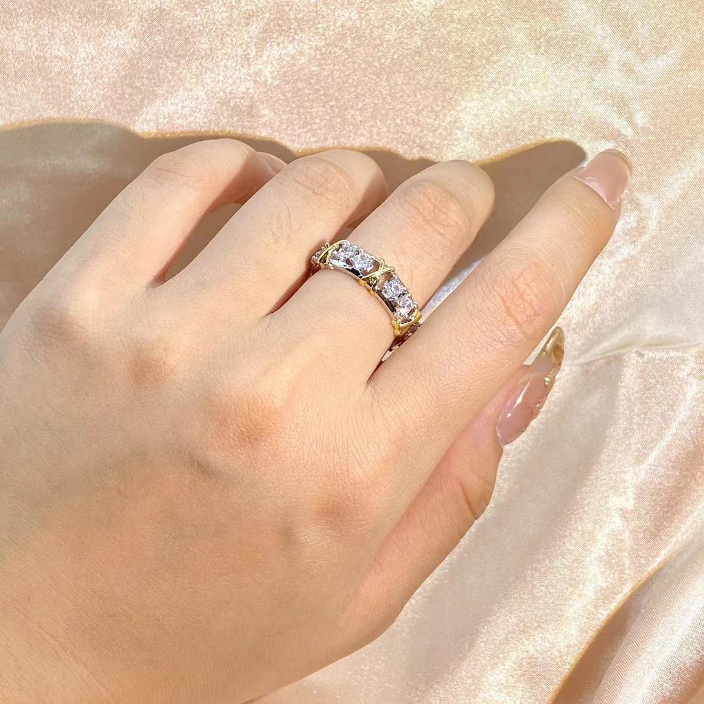 Личность Прозрачный Циркон Обручальное Кольцо С ​​Цирконом Серебристого Цвета Кольца Для Женщин Ювелирные Изделия Подарок