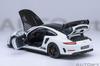 AUTOart Porsche 911 GT3 RS Weissach Package Finished Model 78176 1/18 (991.2) (White/Carbon Black)