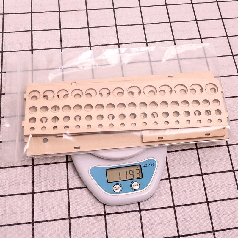 Премиальный деревянный держатель для кистей на 67 ячеек - Прочный органайзер для стола художника, Хранение карандашей и кистей для рисования, Элегантные принадлежности для искусства и рукоделия