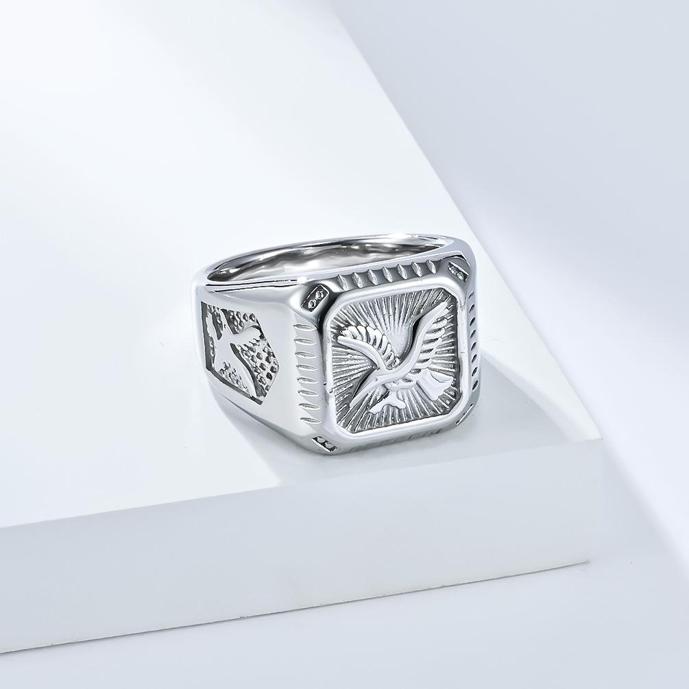 2026 Кольцо с орлом Кольцо Мужская индивидуальность Мода Позолоченное 18K золотом Ручные украшения